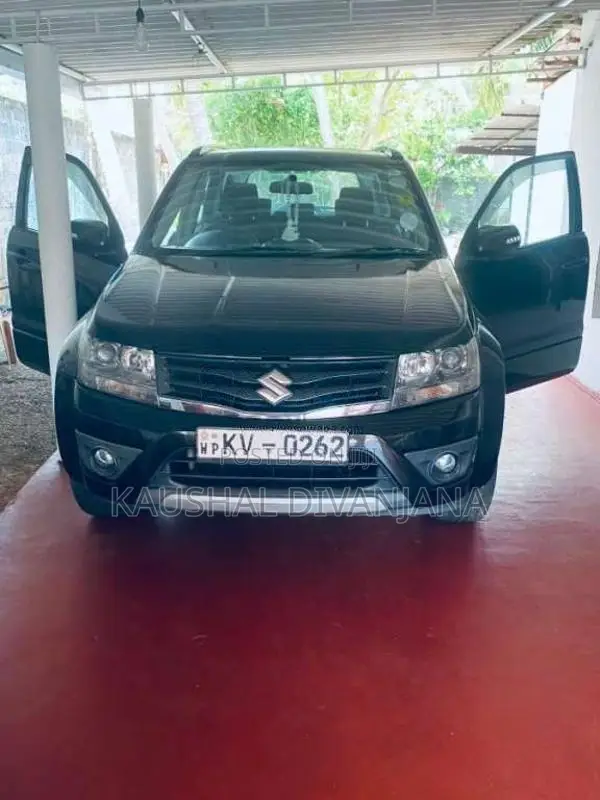 Suzuki Vitara 2012 SUV (Used)