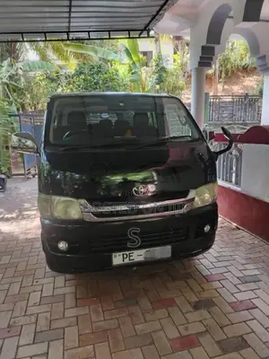 Toyota Kdh 200 SUPER GL 2007 Van (Used)