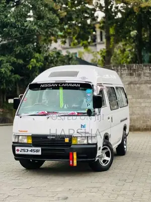 Toyota Dolphin 1995 Van (Used)
