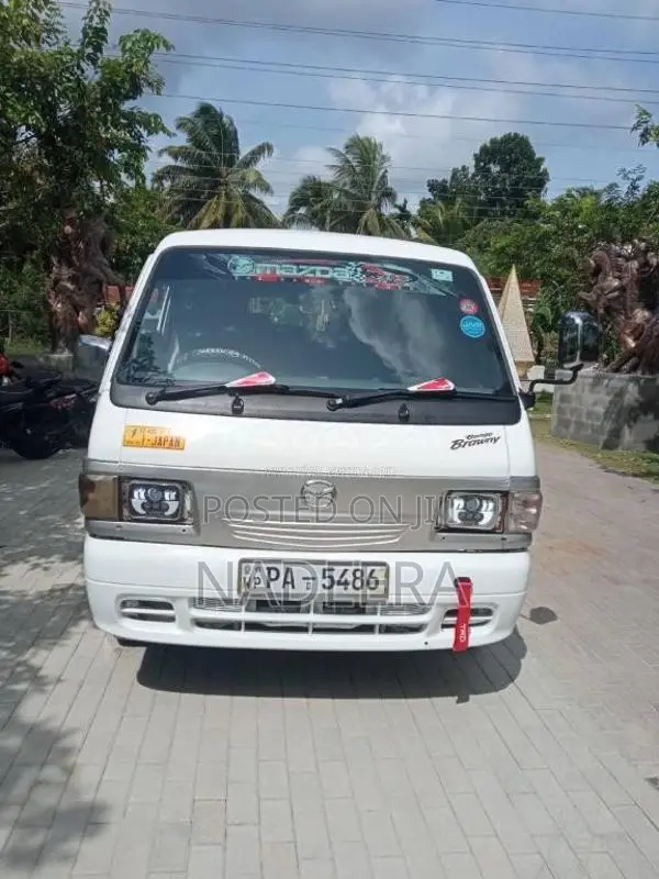 Mazda Brawny 2002 Van (Used)