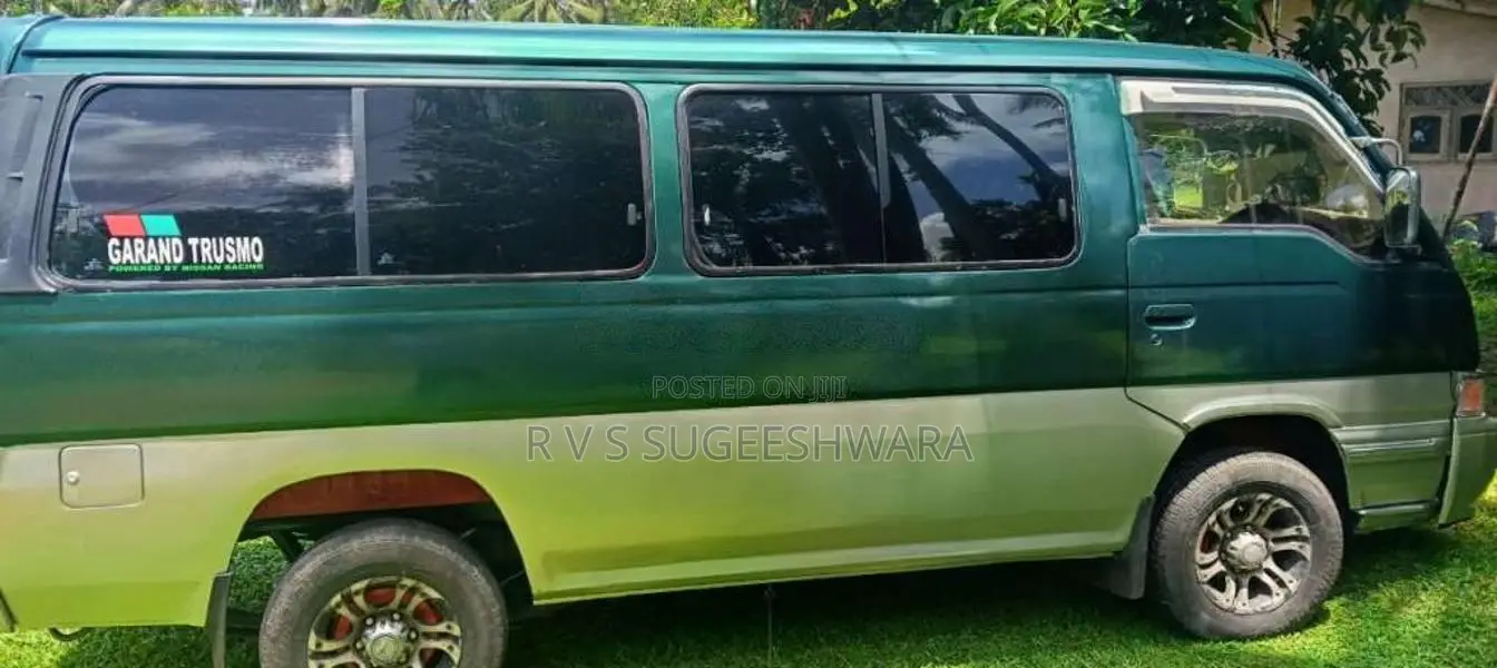Nissan Caravan 1989 Van (Used)