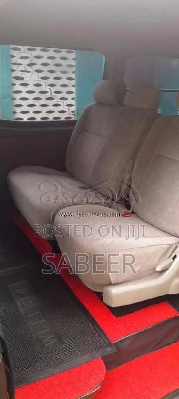 Nissan NV350 2013 Van (Used)