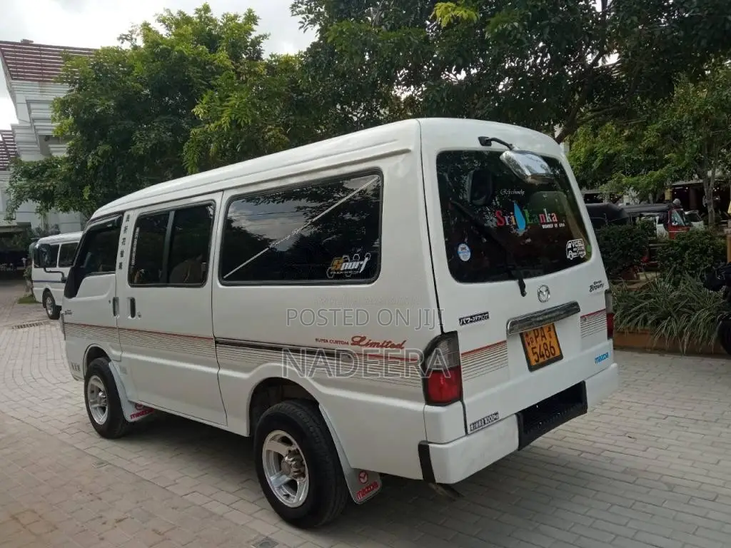 Mazda Brawny 2002 Van (Used)