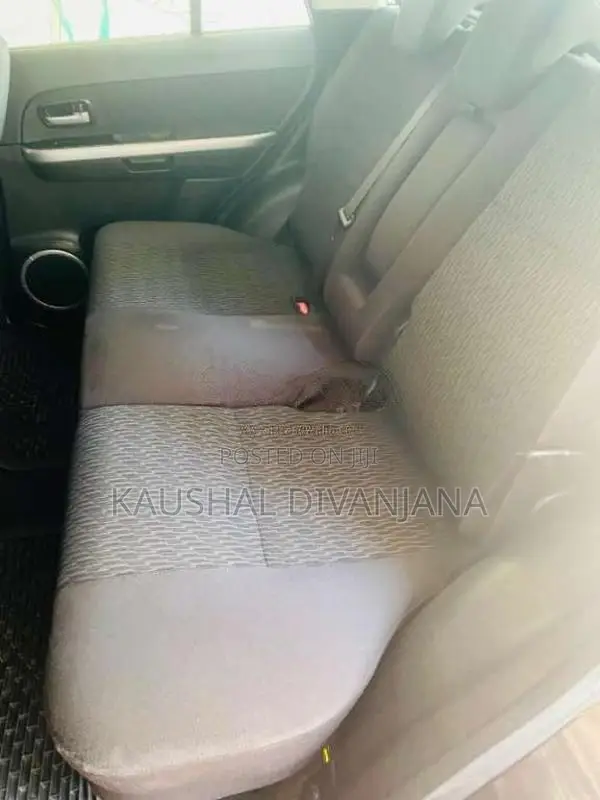 Suzuki Vitara 2012 SUV (Used)
