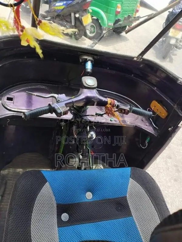 Bajaj RE 2004 Three Wheel Unregistered (Recondition)