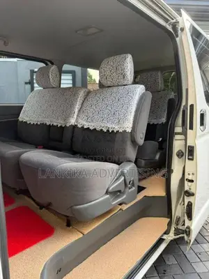 Toyota SUPER GL UPDATE 2013 Van (Used)