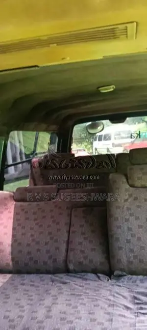 Nissan Caravan 1989 Van (Used)