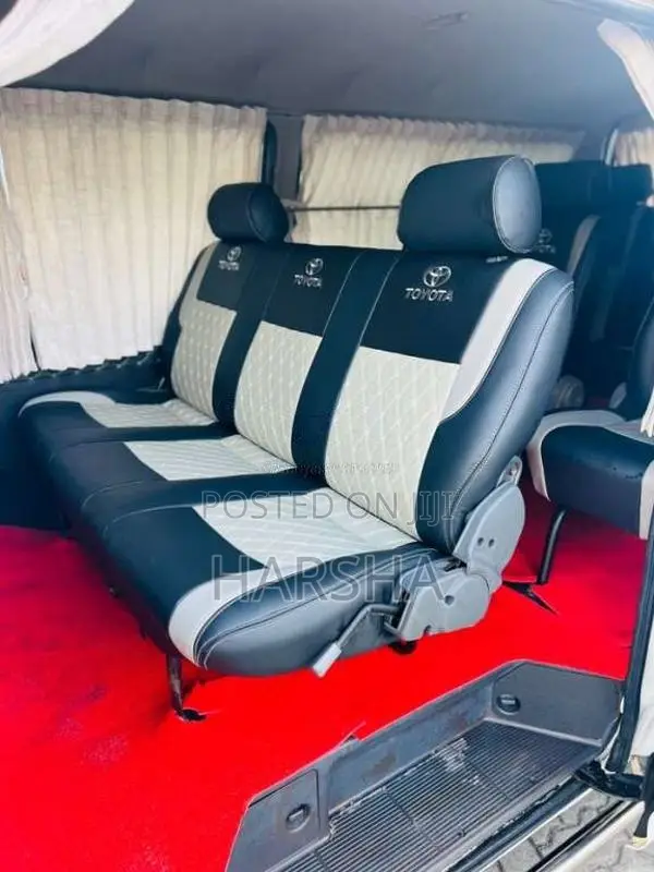 Toyota Dolphin Is 113 1989 Van (Used)