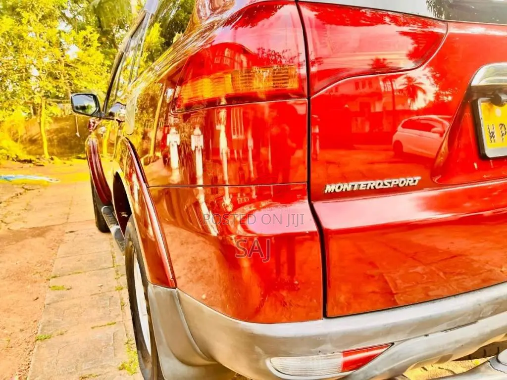 Mitsubishi Montero Sport 2012 SUV (Used)