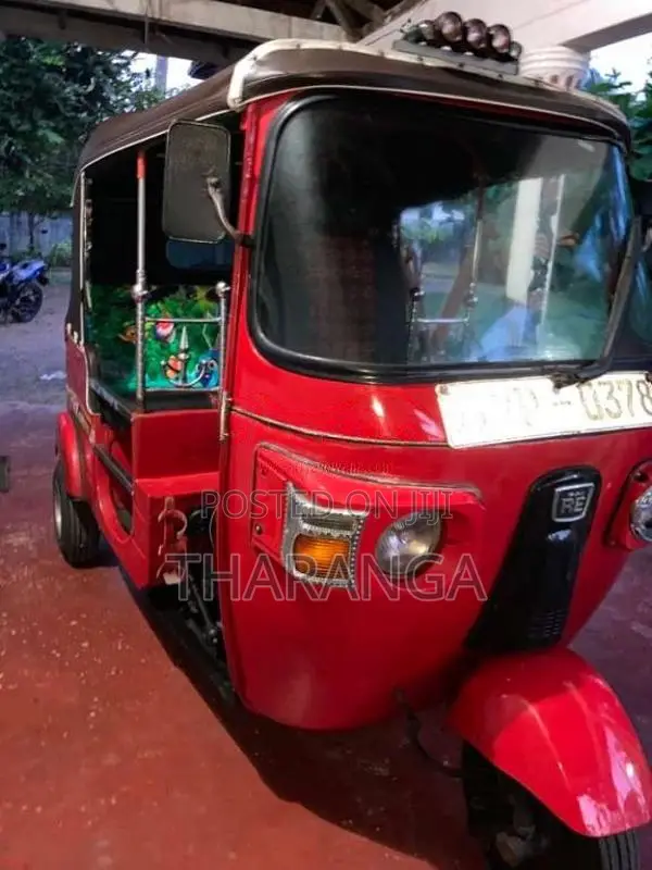 Bajaj 4 Stroke 2012 Three Wheel (Used)