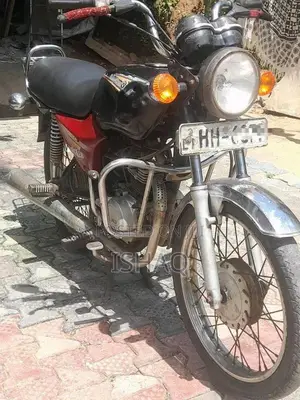 Bajaj Boxer 2003 Motorbike (Used)