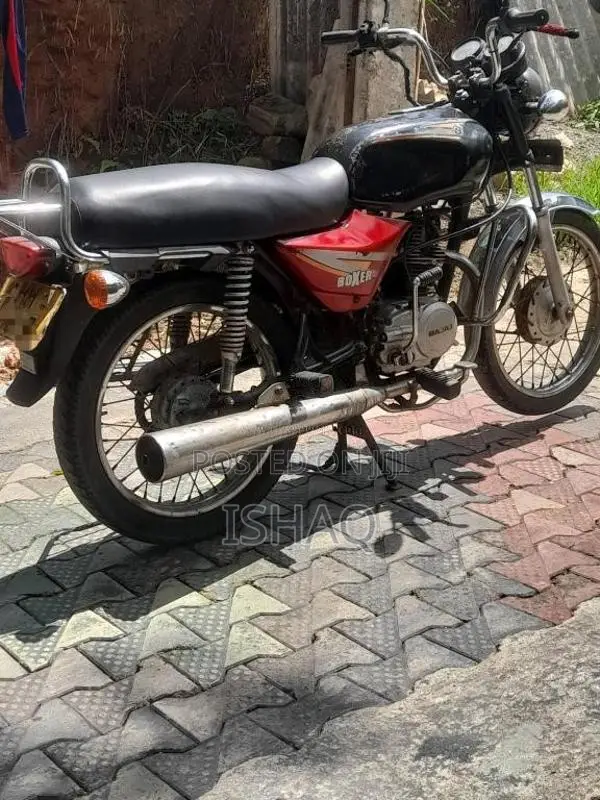 Bajaj Boxer 2003 Motorbike (Used)