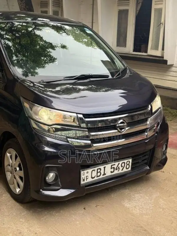 Nissan Dayz Highway Star 2019 Car (Used)