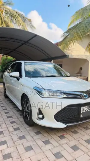 Toyota Axio WXB 2018 Car (Used)