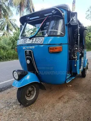 Bajaj RE 2005 Three Wheel (Used)