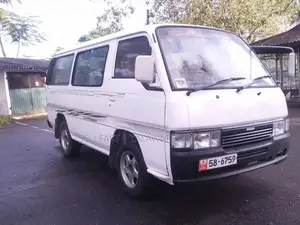 Nissan CARAVAN SHORTVAN 1992 Van (Used)