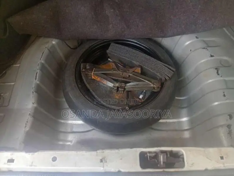 Nissan SUNNY FB15 2000 Car (Used)