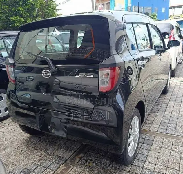 Daihatsu Mira 2024