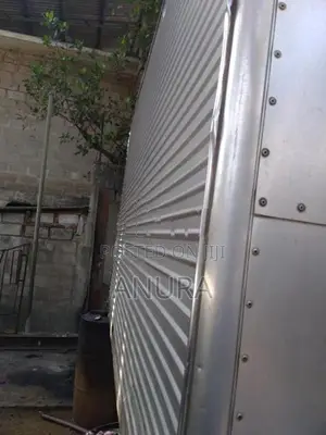 Lorry Body (10 1/2)