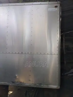 Lorry Body (10 1/2)