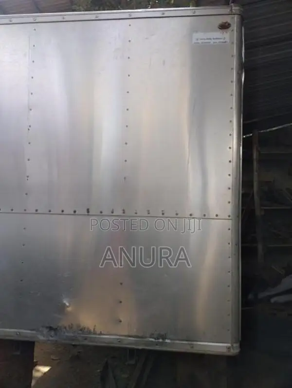 Lorry Body (10 1/2)