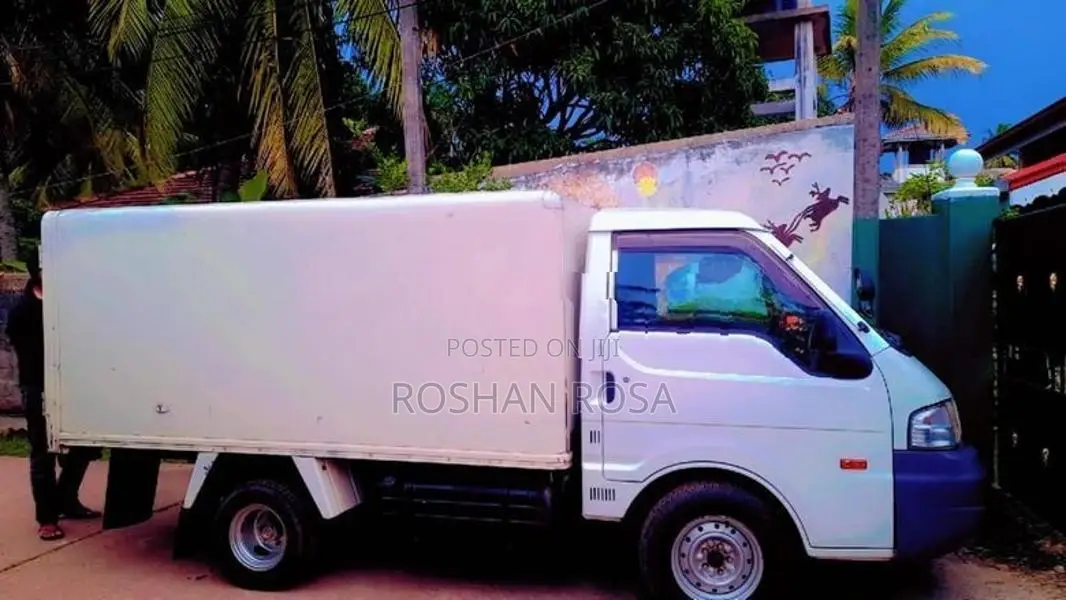 Nissan Vanette 2001