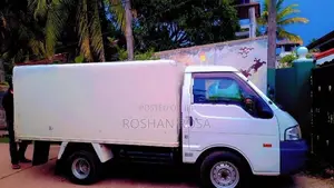 Nissan Vanette 2001