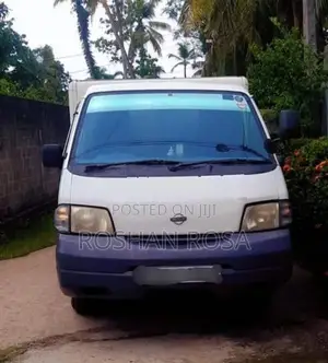 Nissan Vanette 2001