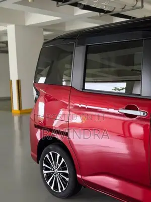 Toyota Roomy CUSTOM G 2025