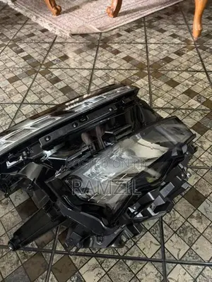Voxy Head Lights