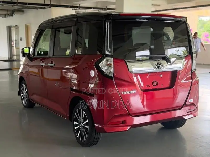 Toyota Roomy CUSTOM G 2025