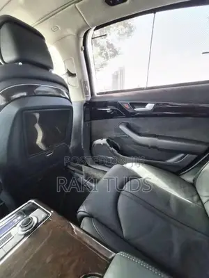 Audi A8 2015