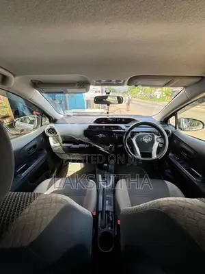 Toyota Aqua 2015