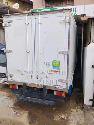 Isuzu Elf 2016