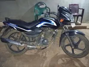 TVS Metro 2016