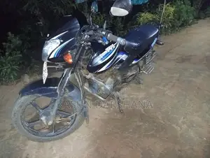 TVS Metro 2016