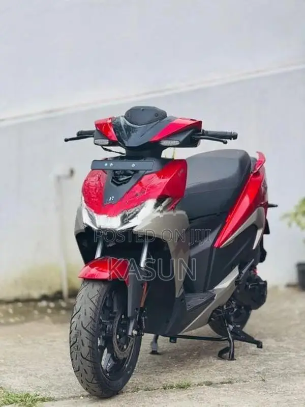 Hero XOOM 125R 2026