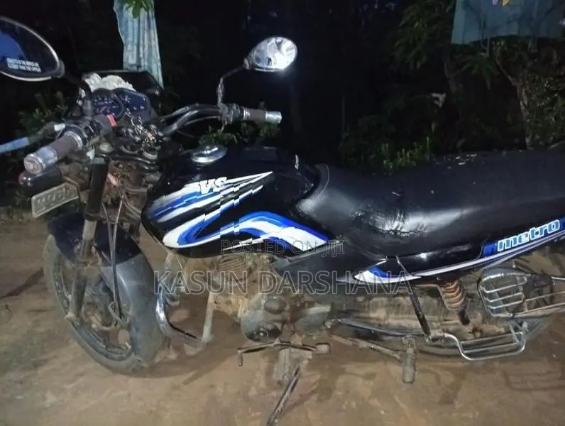TVS Metro 2016