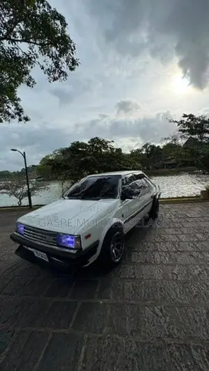 Nissan Sunny HB11 1985