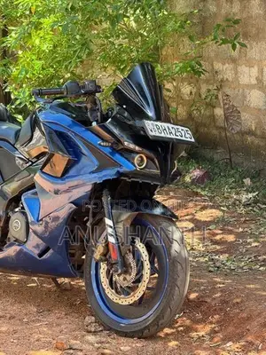Bajaj Pulsar RS200 2018