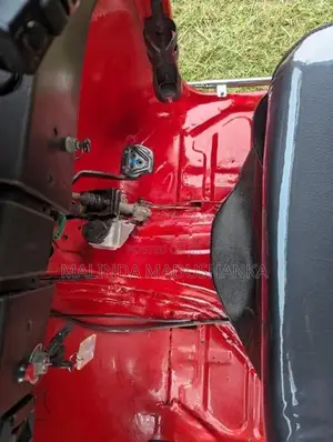 Bajaj RE 2012