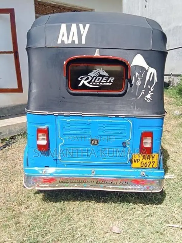 Bajaj RE 4 Stroke 2015