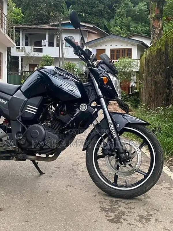 Yamaha FZS V1 2012