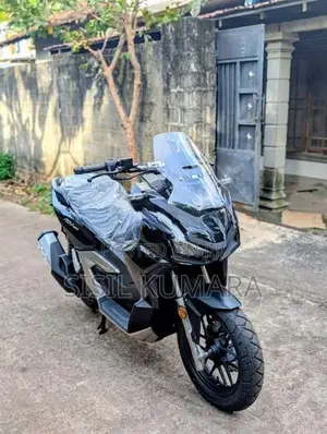 Honda ADV 160 2025