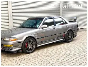 Toyota Carina 1990