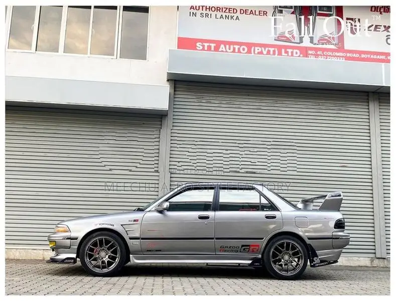 Toyota Carina 1990
