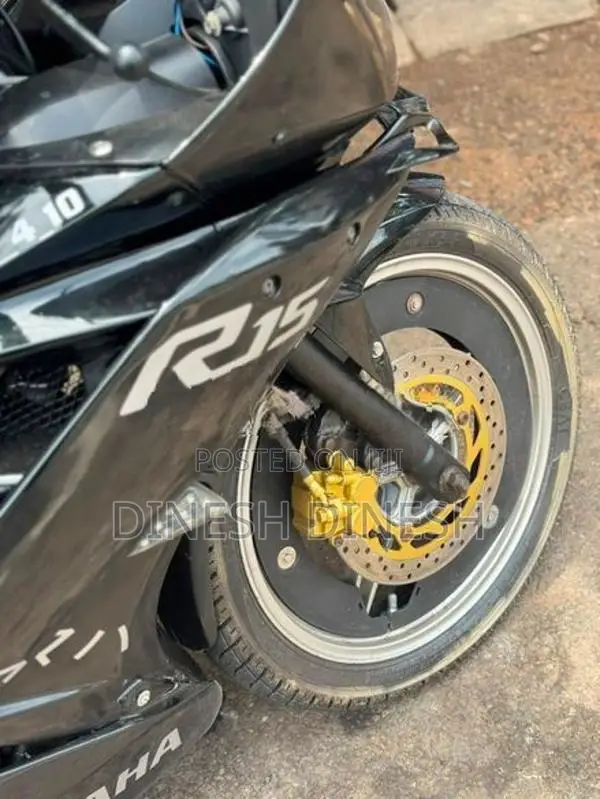 Yamaha R15 V2 2018