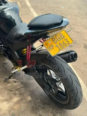 Yamaha R15 V2 2018