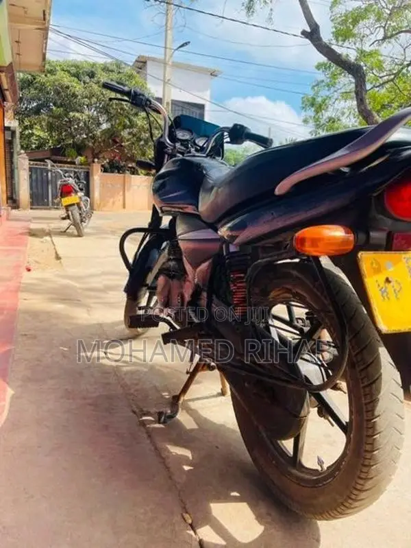 Bajaj Platina 100 2013
