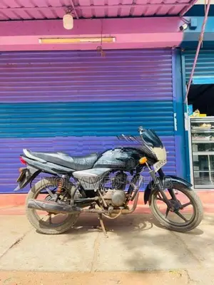 Bajaj Platina 100 2013